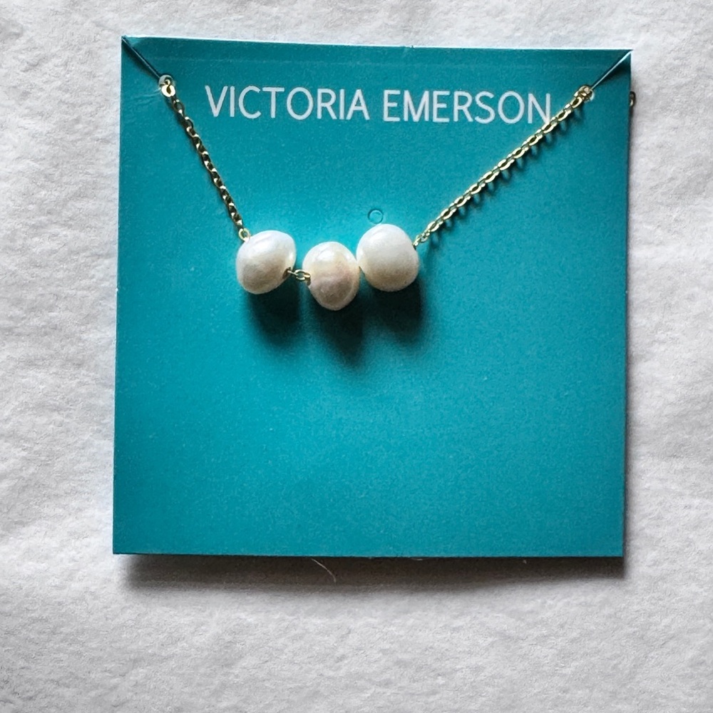 Victoria Emerson pearl bead necklace